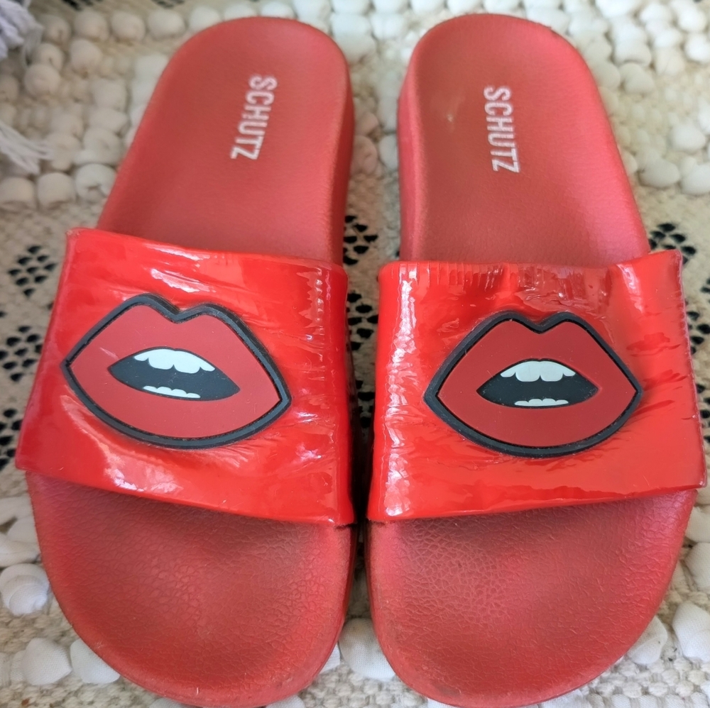 Schutz Red Lip Design Women's Slides